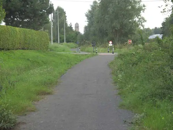 The Road to Passchendaele - Between 